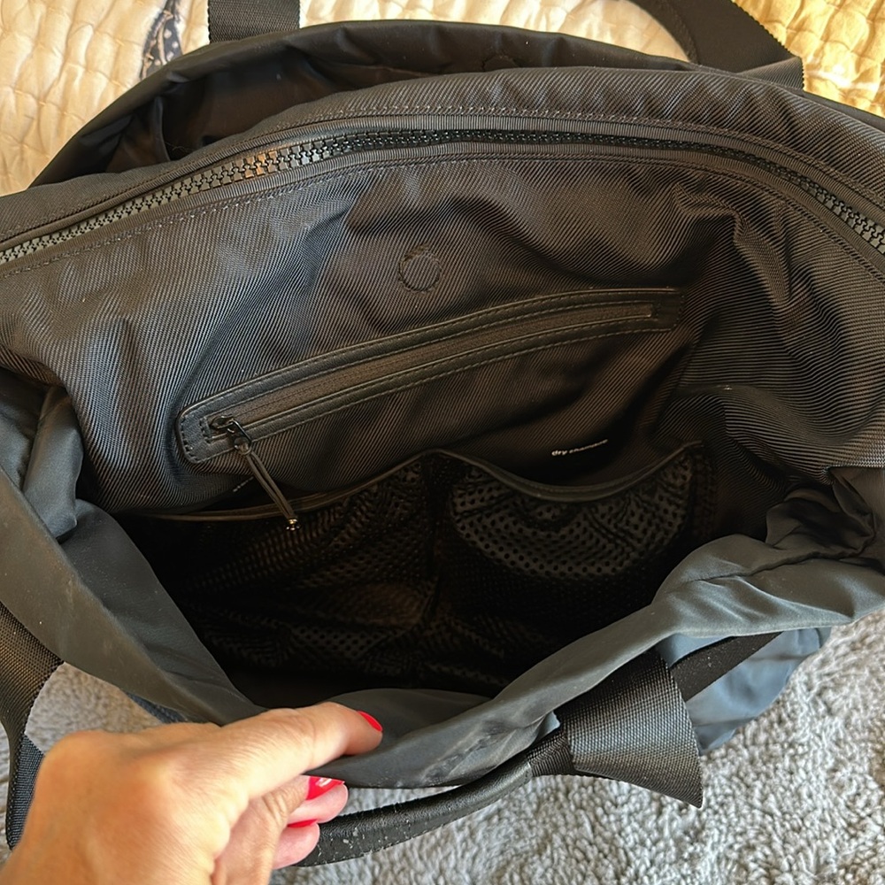 Carry the Day Gym bag by Lululemon. - Picture 9 of 15